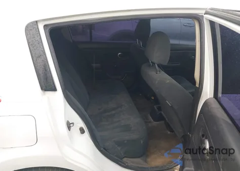 2010 Nissan Versa 1.8S из США, поврежденный, VIN 3N1BC1CP7AL460326